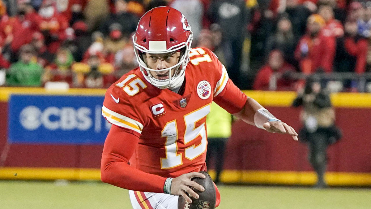 012322-Patrick Mahomes-Bills-Denny Medley-5